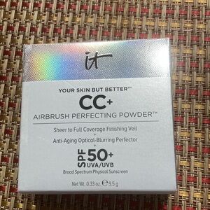 IT Cosmetics CC+ Airbrush Perfecting Powder - Silver